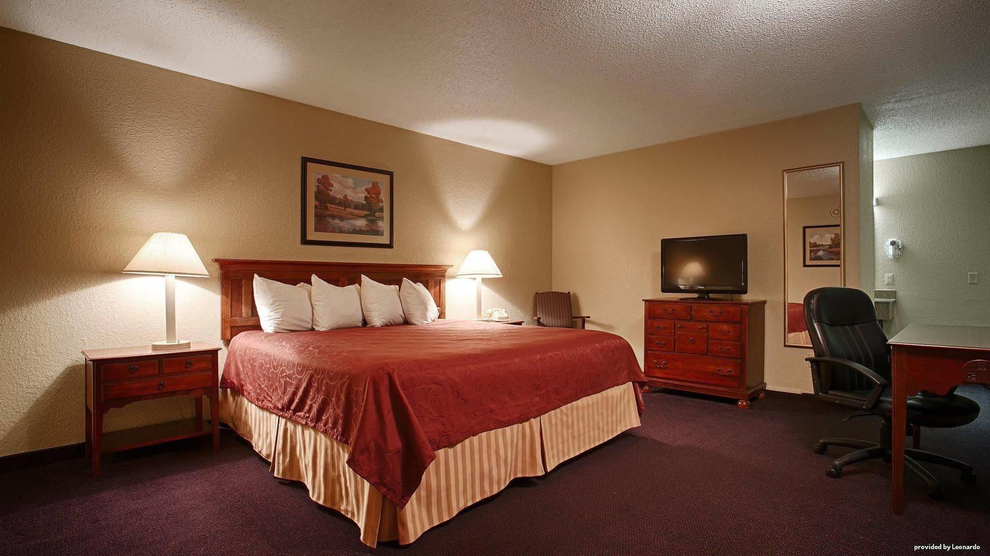 Days Inn By Wyndham Gatesville Экстерьер фото