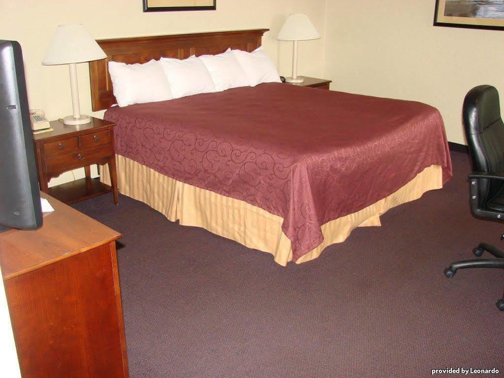 Days Inn By Wyndham Gatesville Номер фото
